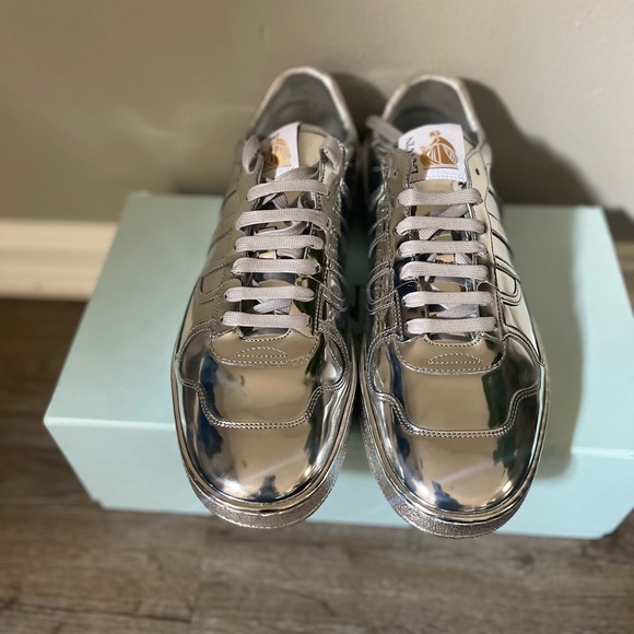 Men’s Lanvin Sneakers - Picture 2 of 8